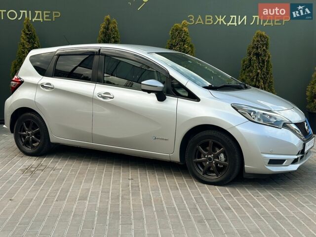 Сірий Ніссан Ноут, об'ємом двигуна 1.2 л та пробігом 88 тис. км за 10650 $, фото 7 на Automoto.ua