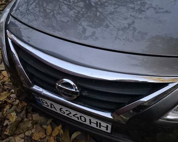 Сірий Ніссан Ноут, об'ємом двигуна 1.6 л та пробігом 137 тис. км за 7000 $, фото 3 на Automoto.ua