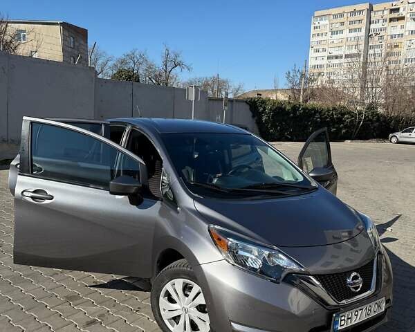 Сірий Ніссан Ноут, об'ємом двигуна 1.6 л та пробігом 91 тис. км за 10500 $, фото 3 на Automoto.ua