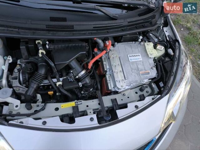 Серый Ниссан Ноут, объемом двигателя 1.2 л и пробегом 55 тыс. км за 12400 $, фото 11 на Automoto.ua