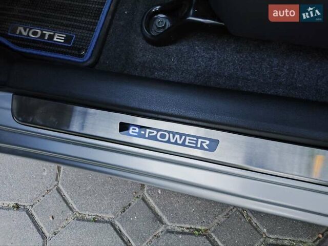 Серый Ниссан Ноут, объемом двигателя 1.2 л и пробегом 55 тыс. км за 12400 $, фото 19 на Automoto.ua