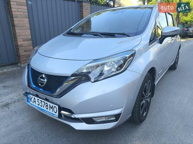 Серый Ниссан Ноут, объемом двигателя 1.2 л и пробегом 55 тыс. км за 12400 $, фото 21 на Automoto.ua