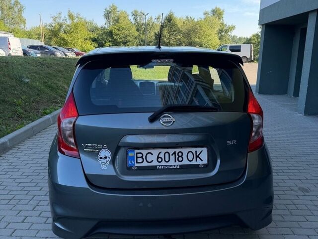 Сірий Ніссан Ноут, об'ємом двигуна 1.6 л та пробігом 82 тис. км за 9400 $, фото 5 на Automoto.ua
