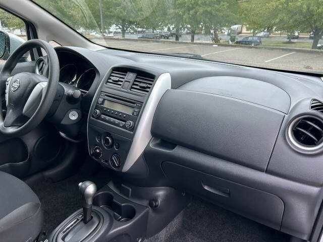 Сірий Ніссан Ноут, об'ємом двигуна 1.6 л та пробігом 66 тис. км за 2000 $, фото 18 на Automoto.ua