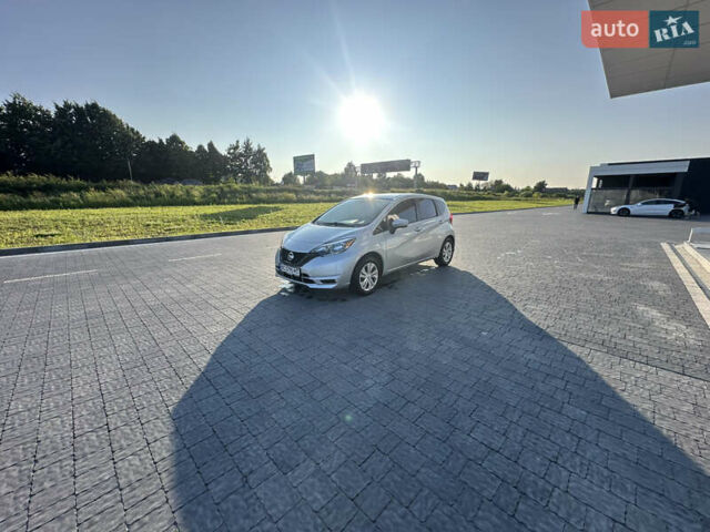 Серый Ниссан Ноут, объемом двигателя 1.6 л и пробегом 115 тыс. км за 8950 $, фото 1 на Automoto.ua
