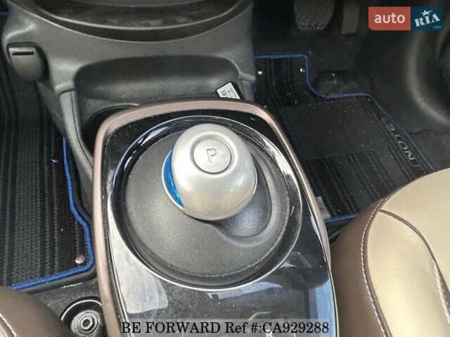 Сірий Ніссан Ноут, об'ємом двигуна 1.2 л та пробігом 31 тис. км за 12000 $, фото 36 на Automoto.ua