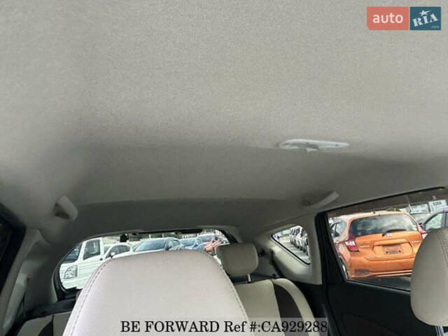 Сірий Ніссан Ноут, об'ємом двигуна 1.2 л та пробігом 31 тис. км за 12000 $, фото 24 на Automoto.ua