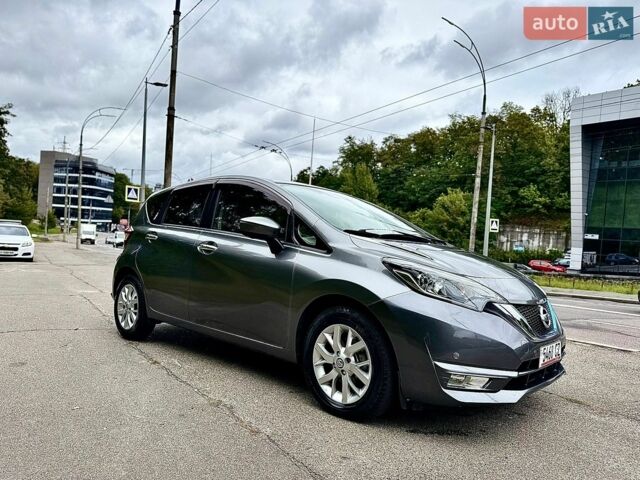 Сірий Ніссан Ноут, об'ємом двигуна 1.2 л та пробігом 35 тис. км за 12950 $, фото 5 на Automoto.ua