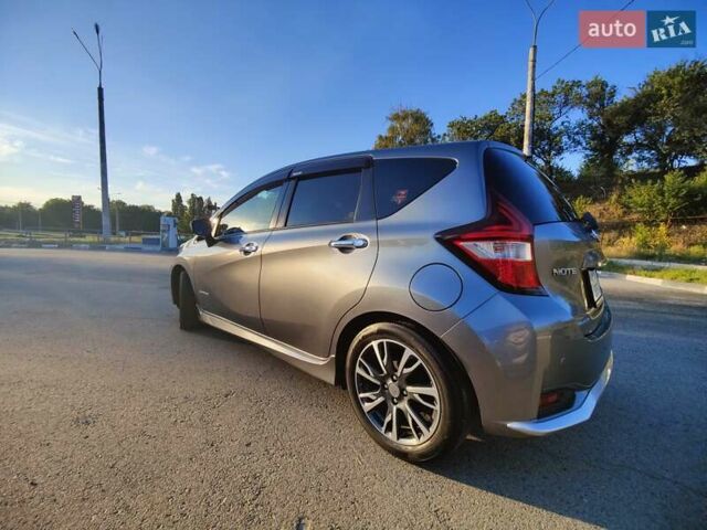 Серый Ниссан Ноут, объемом двигателя 1.2 л и пробегом 53 тыс. км за 13700 $, фото 14 на Automoto.ua