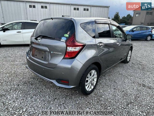 Сірий Ніссан Ноут, об'ємом двигуна 1.2 л та пробігом 31 тис. км за 12000 $, фото 4 на Automoto.ua