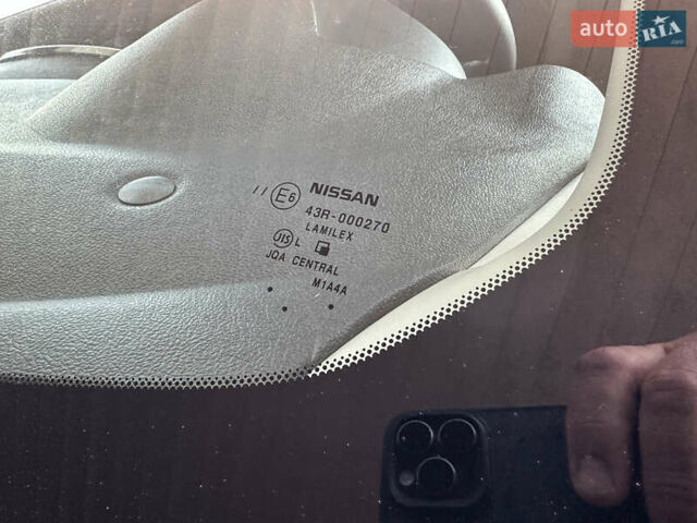 Сірий Ніссан Ноут, об'ємом двигуна 1.2 л та пробігом 68 тис. км за 12500 $, фото 18 на Automoto.ua