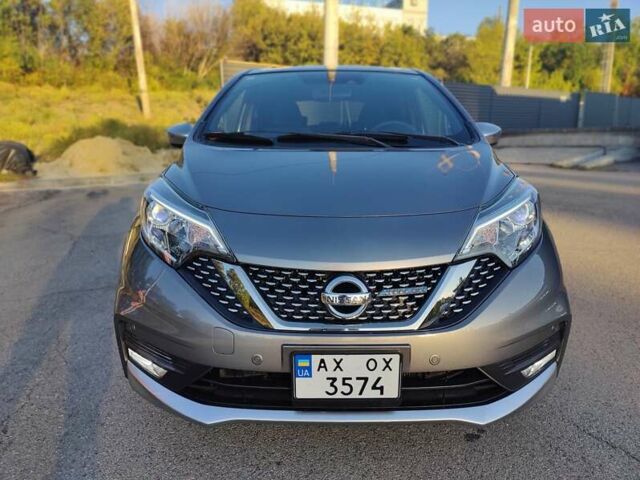 Серый Ниссан Ноут, объемом двигателя 1.2 л и пробегом 53 тыс. км за 13700 $, фото 21 на Automoto.ua
