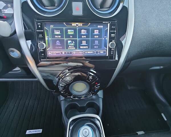 Серый Ниссан Ноут, объемом двигателя 1.2 л и пробегом 53 тыс. км за 13700 $, фото 35 на Automoto.ua