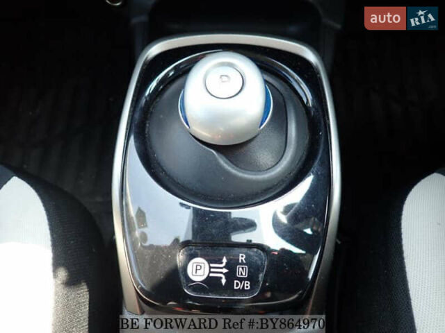 Серый Ниссан Ноут, объемом двигателя 1.2 л и пробегом 93 тыс. км за 10900 $, фото 33 на Automoto.ua