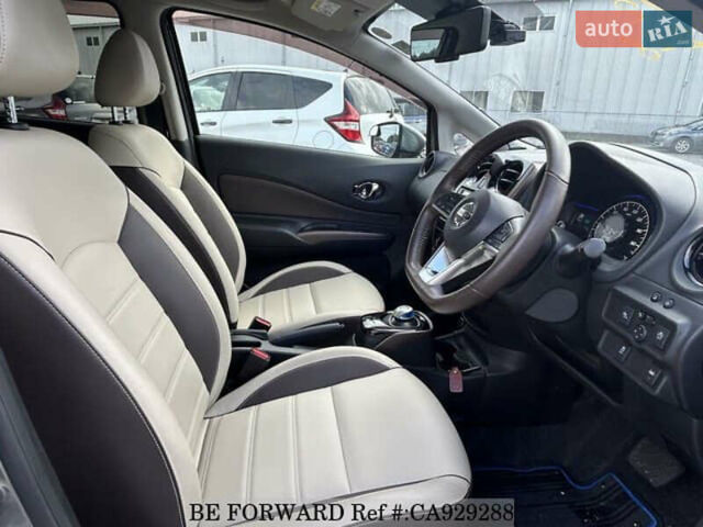 Сірий Ніссан Ноут, об'ємом двигуна 1.2 л та пробігом 31 тис. км за 12000 $, фото 25 на Automoto.ua