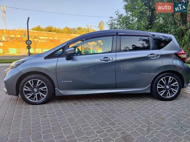 Серый Ниссан Ноут, объемом двигателя 1.2 л и пробегом 53 тыс. км за 13700 $, фото 9 на Automoto.ua