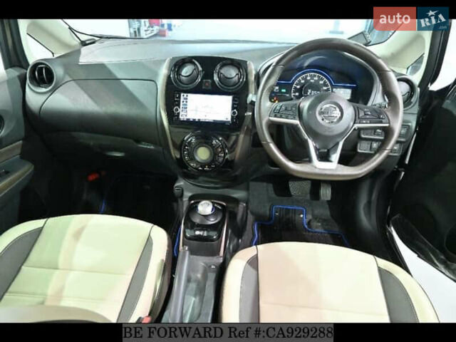 Сірий Ніссан Ноут, об'ємом двигуна 1.2 л та пробігом 31 тис. км за 12000 $, фото 46 на Automoto.ua
