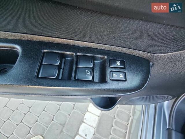 Серый Ниссан Ноут, объемом двигателя 1.2 л и пробегом 53 тыс. км за 13700 $, фото 32 на Automoto.ua