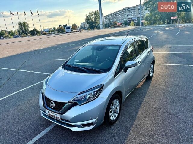 Серый Ниссан Ноут, объемом двигателя 1.2 л и пробегом 63 тыс. км за 12650 $, фото 16 на Automoto.ua