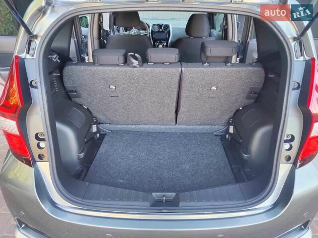 Серый Ниссан Ноут, объемом двигателя 1.2 л и пробегом 53 тыс. км за 13700 $, фото 24 на Automoto.ua