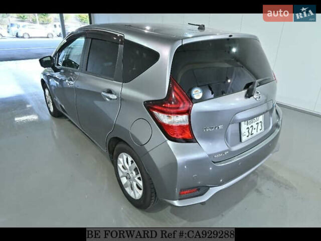 Сірий Ніссан Ноут, об'ємом двигуна 1.2 л та пробігом 31 тис. км за 12000 $, фото 45 на Automoto.ua