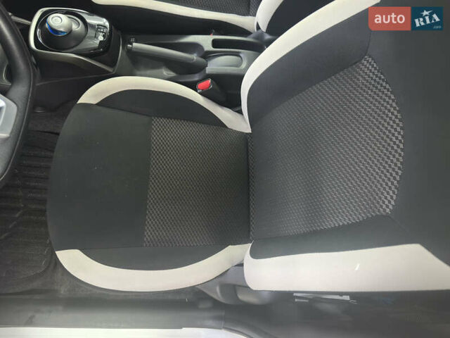 Сірий Ніссан Ноут, об'ємом двигуна 1.2 л та пробігом 93 тис. км за 11600 $, фото 29 на Automoto.ua