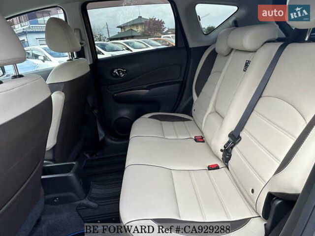 Сірий Ніссан Ноут, об'ємом двигуна 1.2 л та пробігом 31 тис. км за 12000 $, фото 27 на Automoto.ua