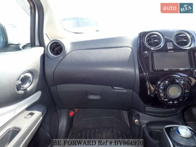 Серый Ниссан Ноут, объемом двигателя 1.2 л и пробегом 93 тыс. км за 10900 $, фото 23 на Automoto.ua