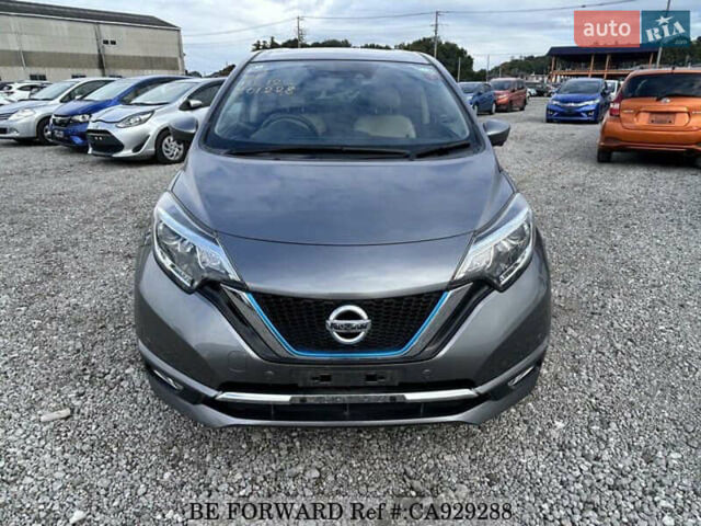 Сірий Ніссан Ноут, об'ємом двигуна 1.2 л та пробігом 31 тис. км за 12000 $, фото 7 на Automoto.ua