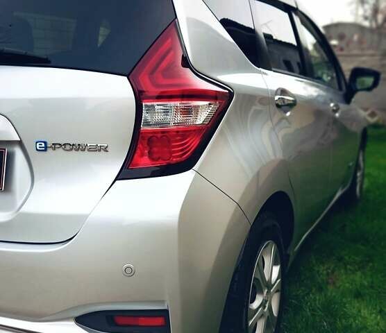 Серый Ниссан Ноут, объемом двигателя 1.2 л и пробегом 36 тыс. км за 12300 $, фото 5 на Automoto.ua