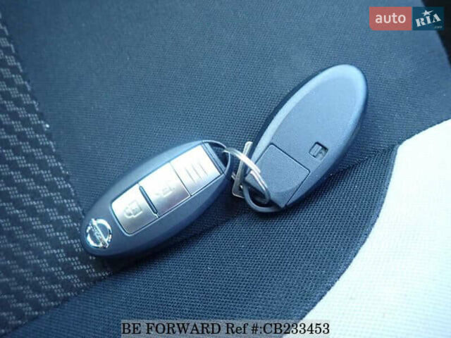 Сірий Ніссан Ноут, об'ємом двигуна 1.2 л та пробігом 93 тис. км за 11800 $, фото 38 на Automoto.ua