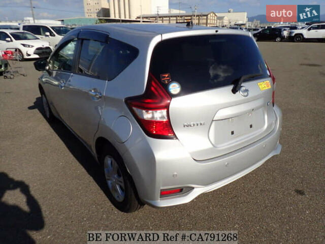 Сірий Ніссан Ноут, об'ємом двигуна 1.2 л та пробігом 82 тис. км за 11700 $, фото 2 на Automoto.ua