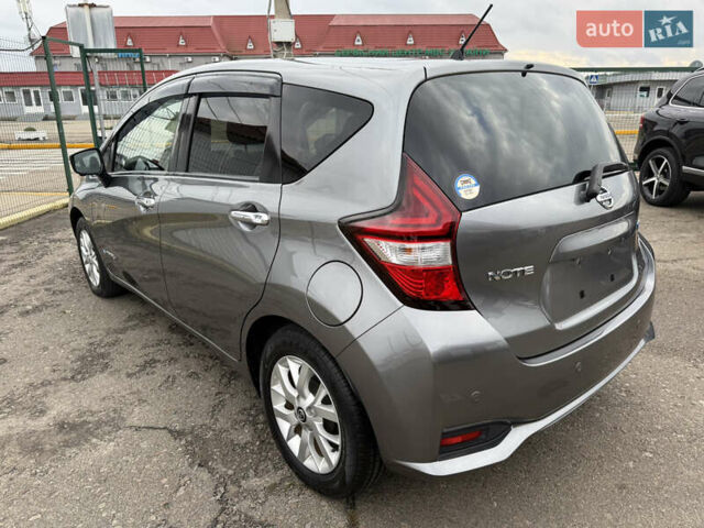 Сірий Ніссан Ноут, об'ємом двигуна 1.2 л та пробігом 61 тис. км за 13190 $, фото 5 на Automoto.ua