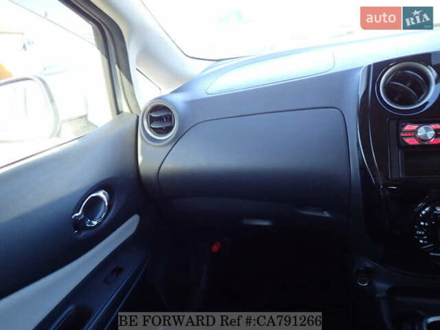 Сірий Ніссан Ноут, об'ємом двигуна 1.2 л та пробігом 90 тис. км за 11900 $, фото 31 на Automoto.ua