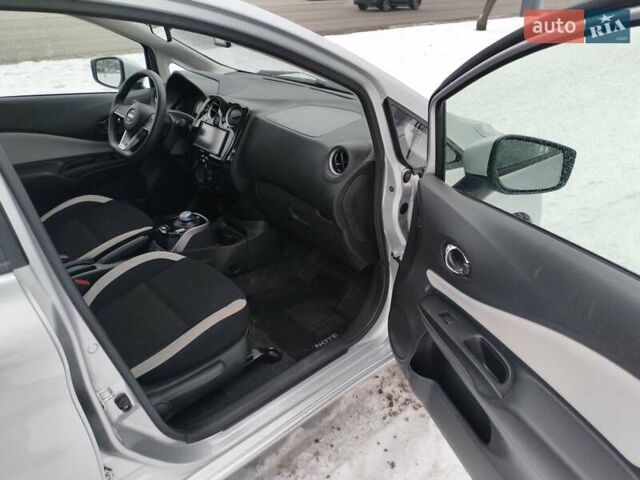 Серый Ниссан Ноут, объемом двигателя 1.2 л и пробегом 67 тыс. км за 12400 $, фото 19 на Automoto.ua