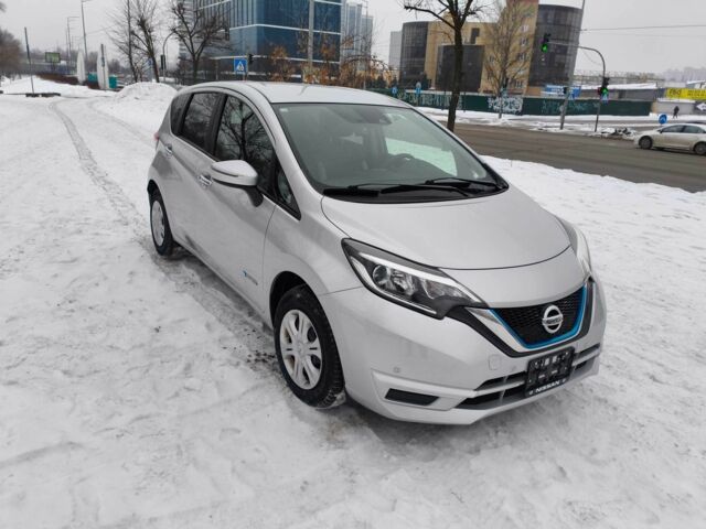 Серый Ниссан Ноут, объемом двигателя 1.2 л и пробегом 67 тыс. км за 11900 $, фото 1 на Automoto.ua