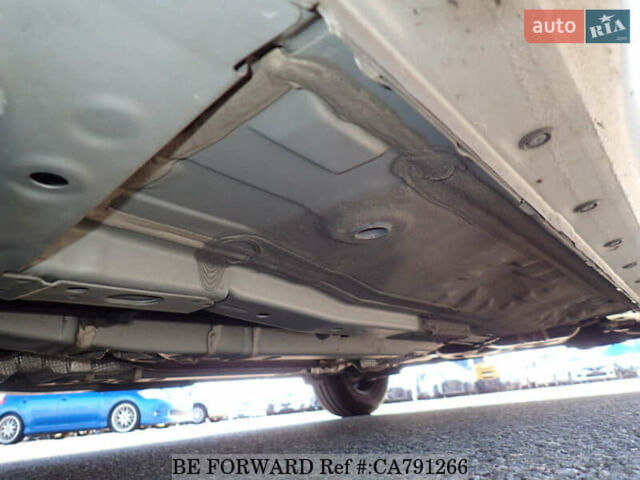 Сірий Ніссан Ноут, об'ємом двигуна 1.2 л та пробігом 90 тис. км за 11900 $, фото 16 на Automoto.ua