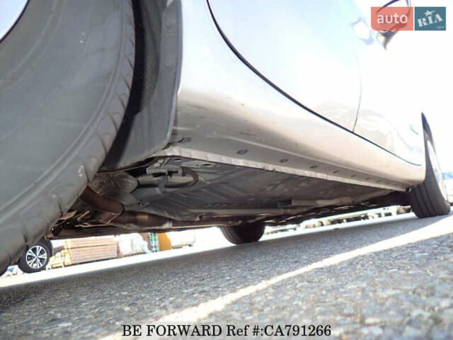 Сірий Ніссан Ноут, об'ємом двигуна 1.2 л та пробігом 90 тис. км за 11900 $, фото 20 на Automoto.ua