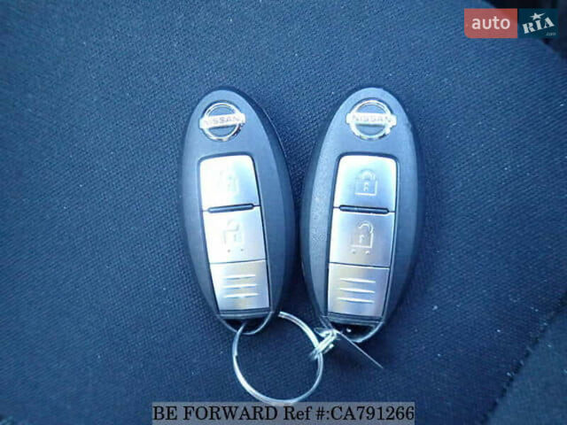 Сірий Ніссан Ноут, об'ємом двигуна 1.2 л та пробігом 90 тис. км за 11900 $, фото 37 на Automoto.ua