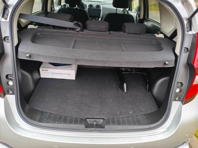 Сірий Ніссан Ноут, об'ємом двигуна 1.2 л та пробігом 63 тис. км за 12900 $, фото 10 на Automoto.ua