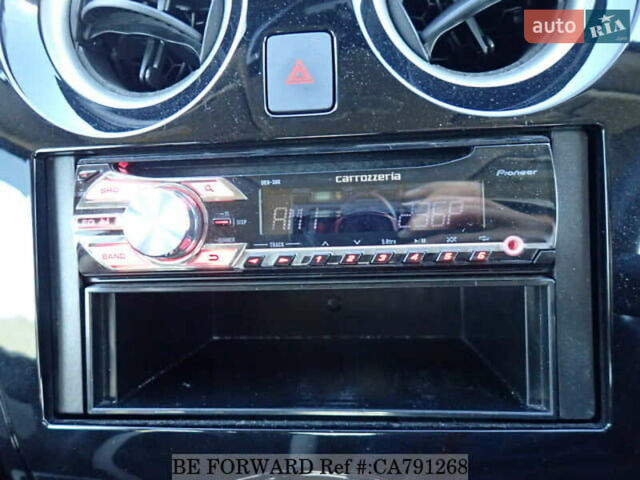 Сірий Ніссан Ноут, об'ємом двигуна 1.2 л та пробігом 82 тис. км за 11700 $, фото 36 на Automoto.ua