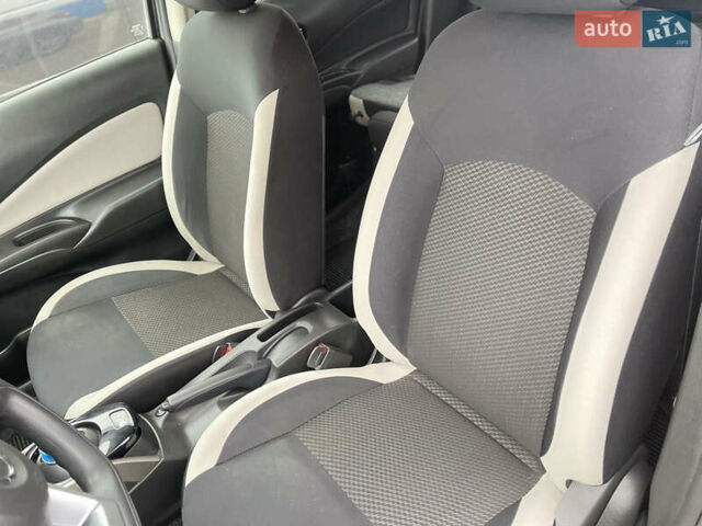 Серый Ниссан Ноут, объемом двигателя 1.2 л и пробегом 48 тыс. км за 13700 $, фото 3 на Automoto.ua