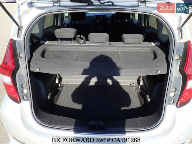 Сірий Ніссан Ноут, об'ємом двигуна 1.2 л та пробігом 82 тис. км за 11700 $, фото 29 на Automoto.ua