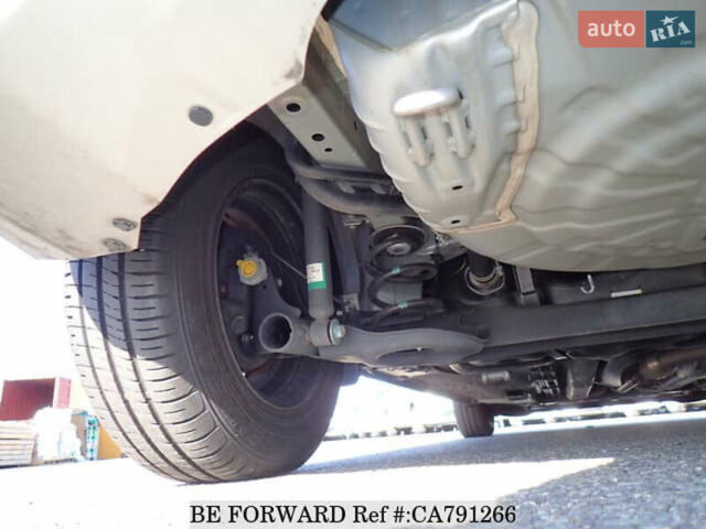 Сірий Ніссан Ноут, об'ємом двигуна 1.2 л та пробігом 90 тис. км за 11900 $, фото 14 на Automoto.ua