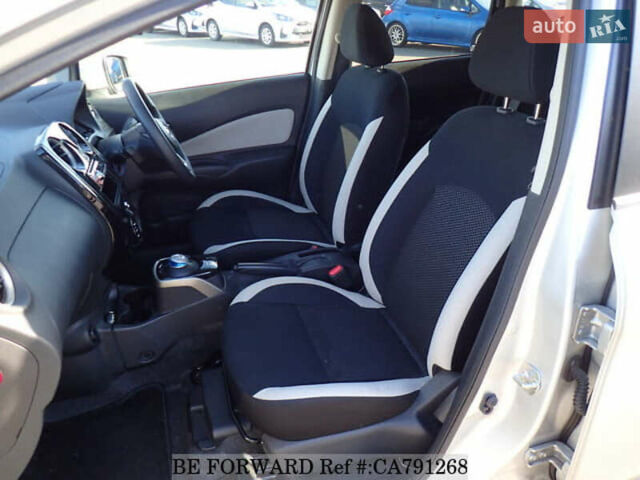 Сірий Ніссан Ноут, об'ємом двигуна 1.2 л та пробігом 82 тис. км за 11700 $, фото 26 на Automoto.ua