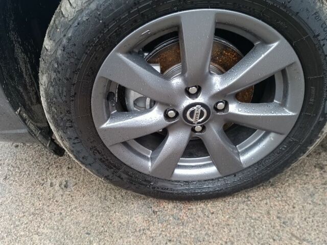 Серый Ниссан Ноут, объемом двигателя 0 л и пробегом 48 тыс. км за 14500 $, фото 6 на Automoto.ua