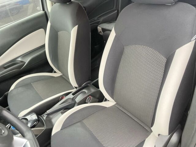 Серый Ниссан Ноут, объемом двигателя 1.2 л и пробегом 48 тыс. км за 13700 $, фото 4 на Automoto.ua