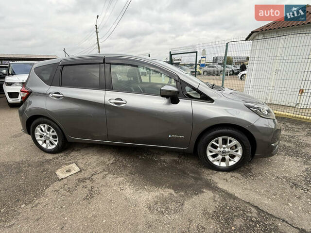 Сірий Ніссан Ноут, об'ємом двигуна 1.2 л та пробігом 61 тис. км за 13190 $, фото 2 на Automoto.ua