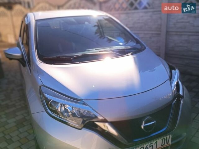 Сірий Ніссан Ноут, об'ємом двигуна 1.2 л та пробігом 46 тис. км за 12899 $, фото 3 на Automoto.ua
