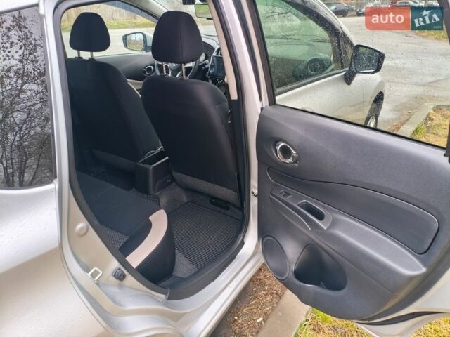 Серый Ниссан Ноут, объемом двигателя 1.2 л и пробегом 63 тыс. км за 12900 $, фото 18 на Automoto.ua